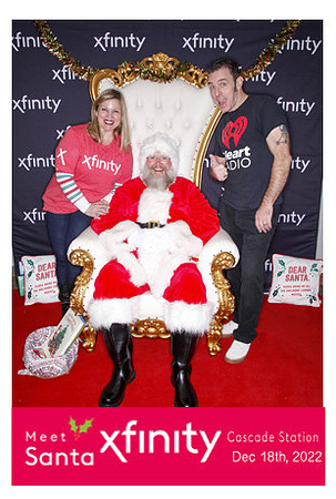 xfinitysantadec22-10