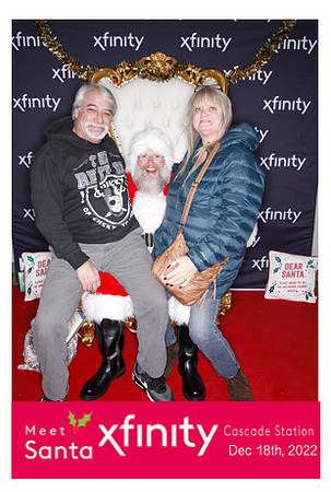 xfinitysantadec22-13