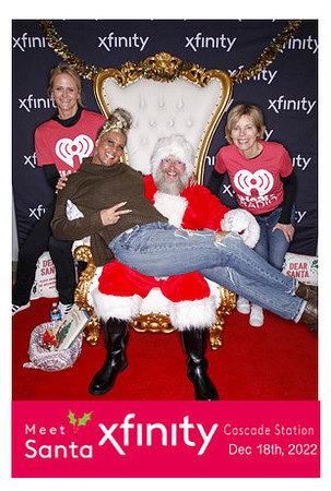 xfinitysantadec22-20