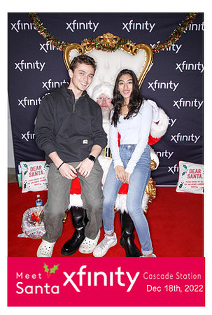 xfinitysantadec22-25