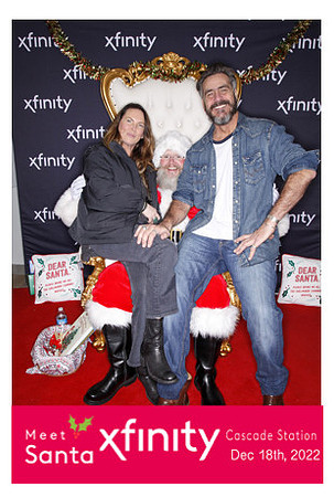xfinitysantadec22-32
