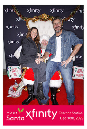 xfinitysantadec22-33