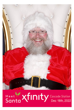 xfinitysantadec22-06