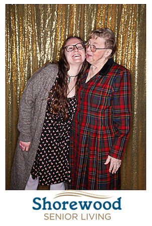 PrintsShorewoodRetirementLoveDay-079