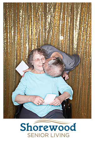 PrintsShorewoodRetirementLoveDay-013
