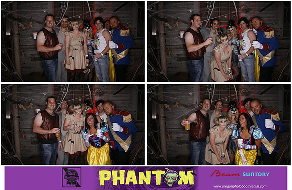 Portland- Oregon-halloween-photo-booth (12)